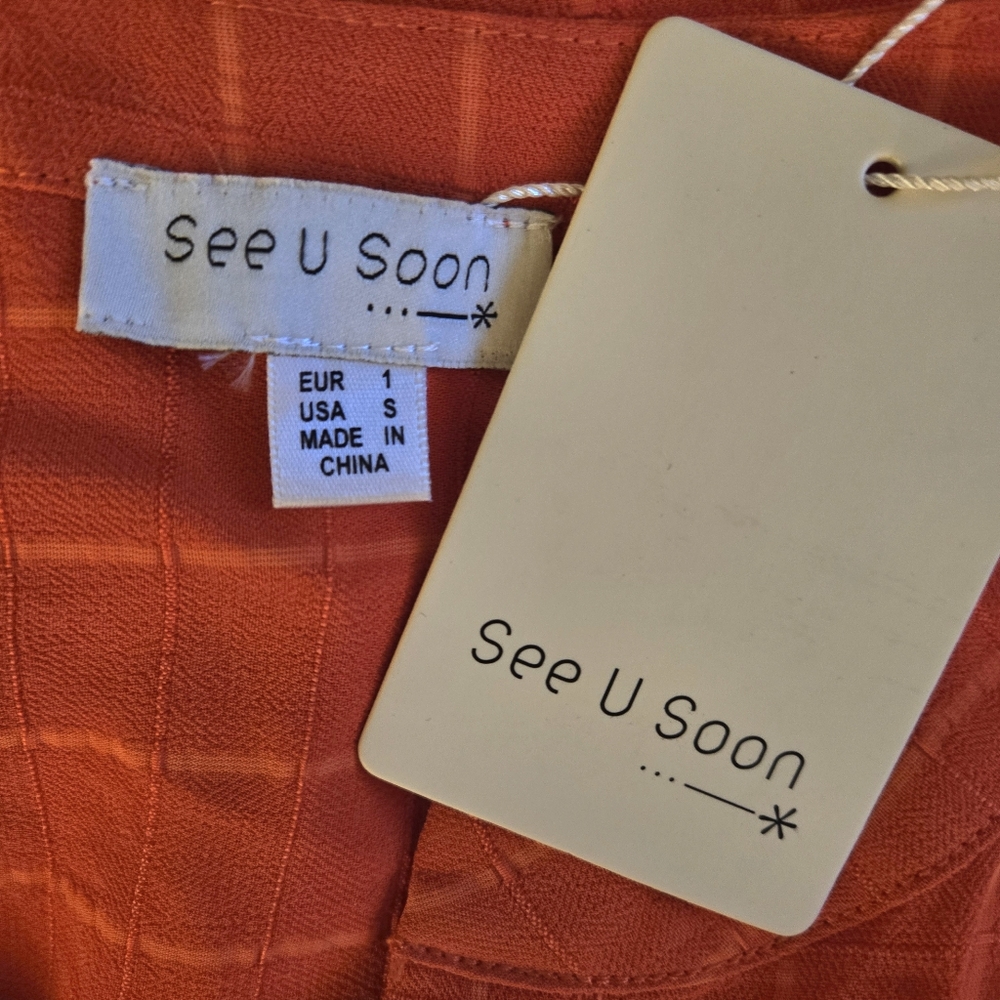 Orange Button-Up Blouse - Picture 4 of 6